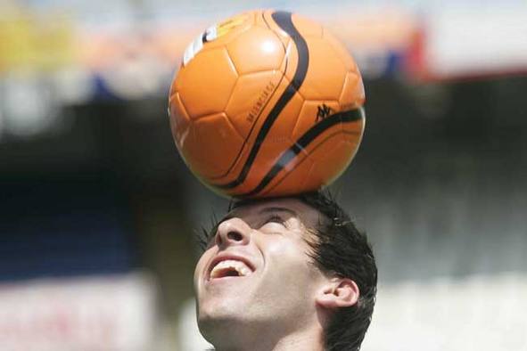 �ngel Dealbert, nuevo jugador del Valencia C.F.